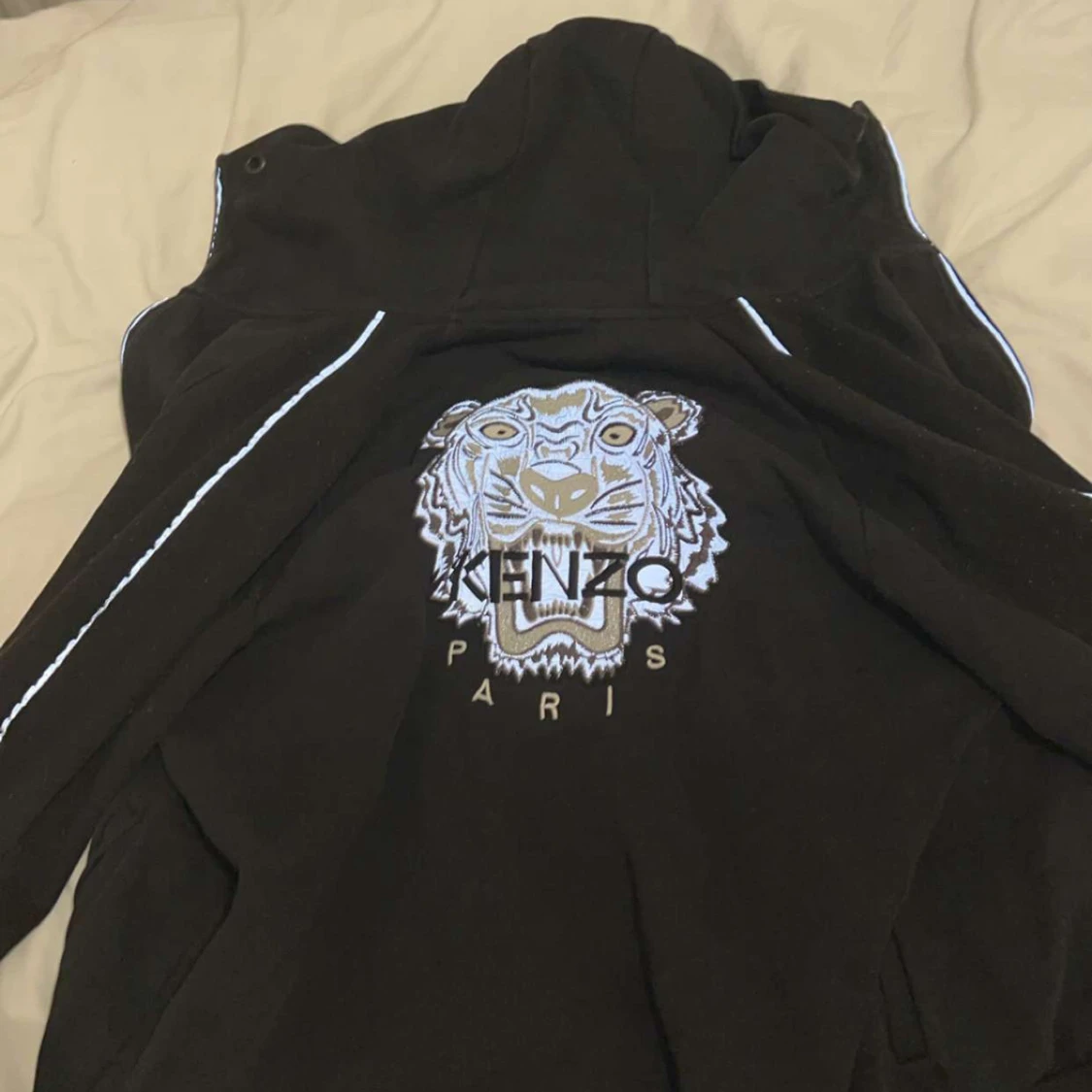 Svart Kenzo jacka med reflex - 90