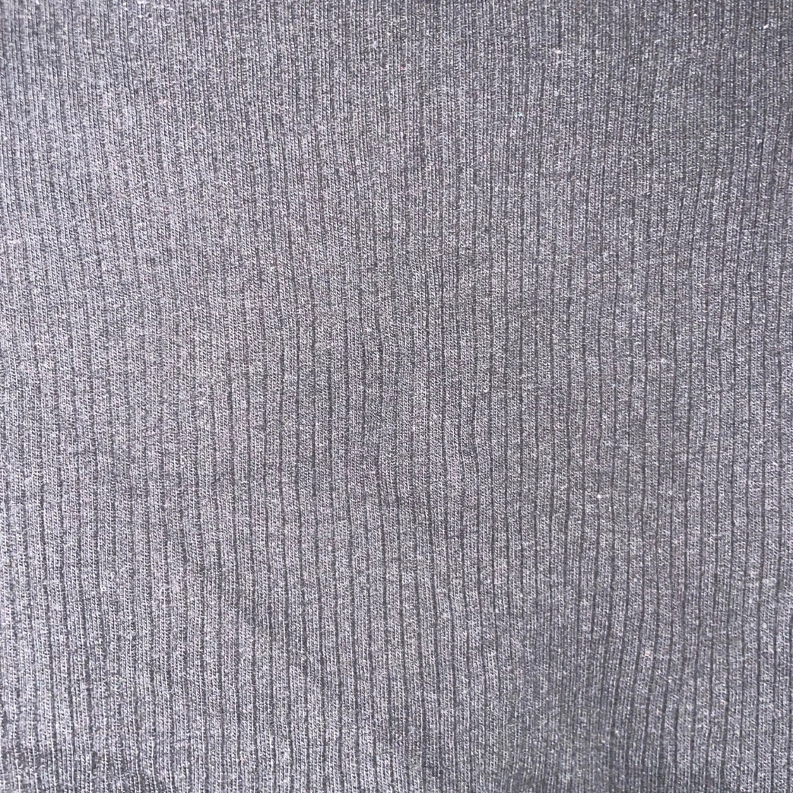 Svart ribbad långärmad tröja - 91