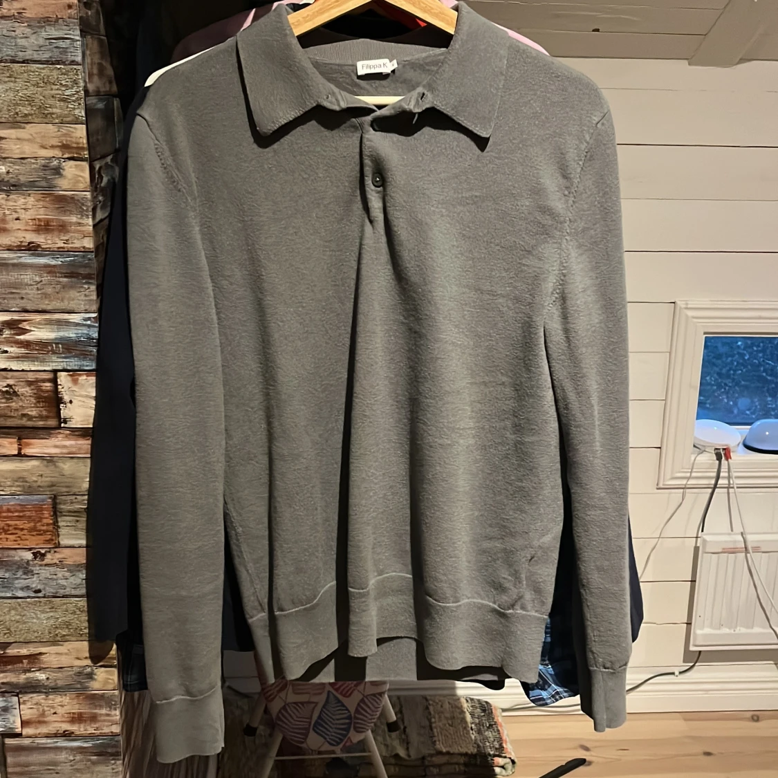 Grå tröja från Filippa K