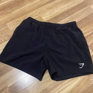 Gymshark shorts - 5inch inseam shorts fem gymshark i storlek m