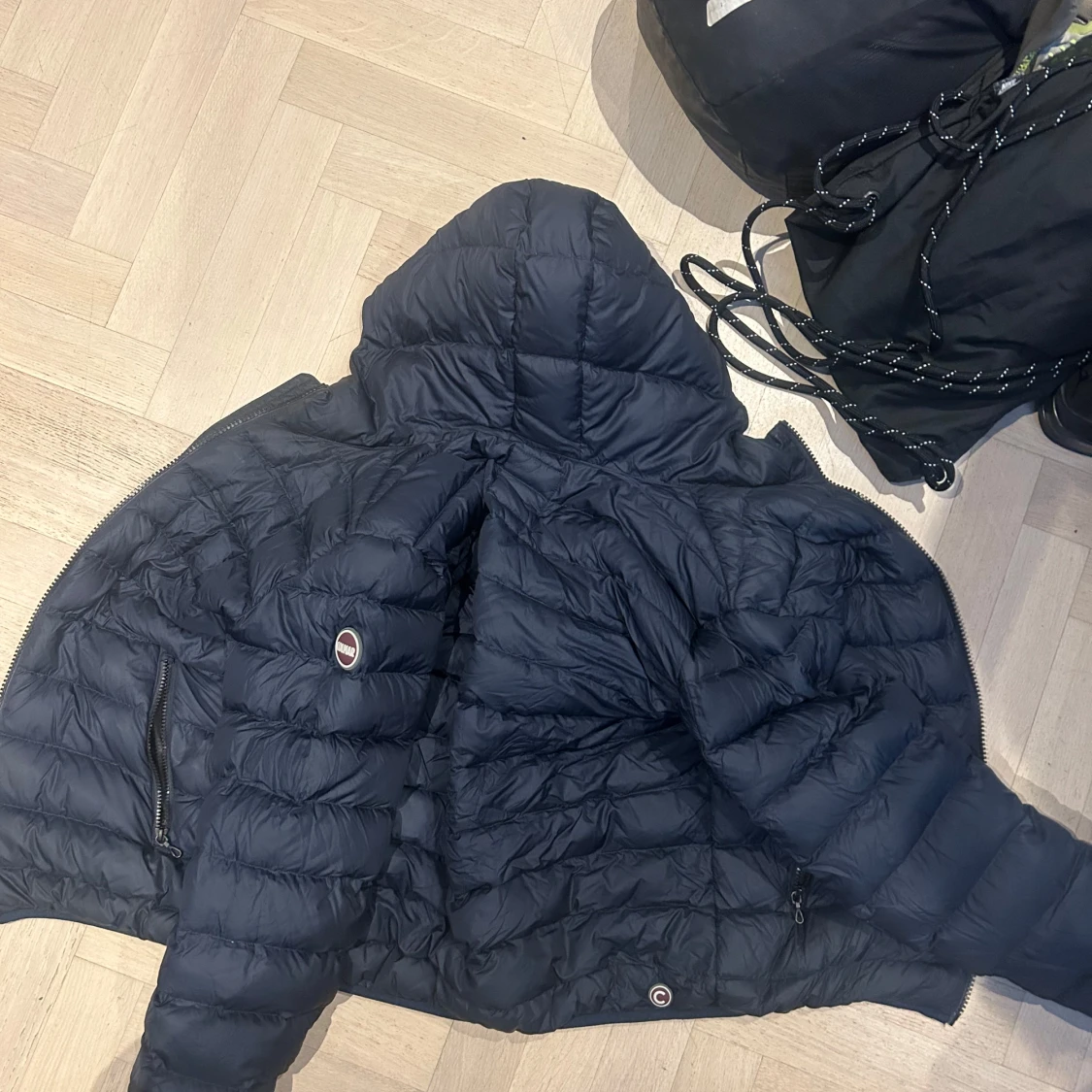Svart pufferjacka från Colmar - 93