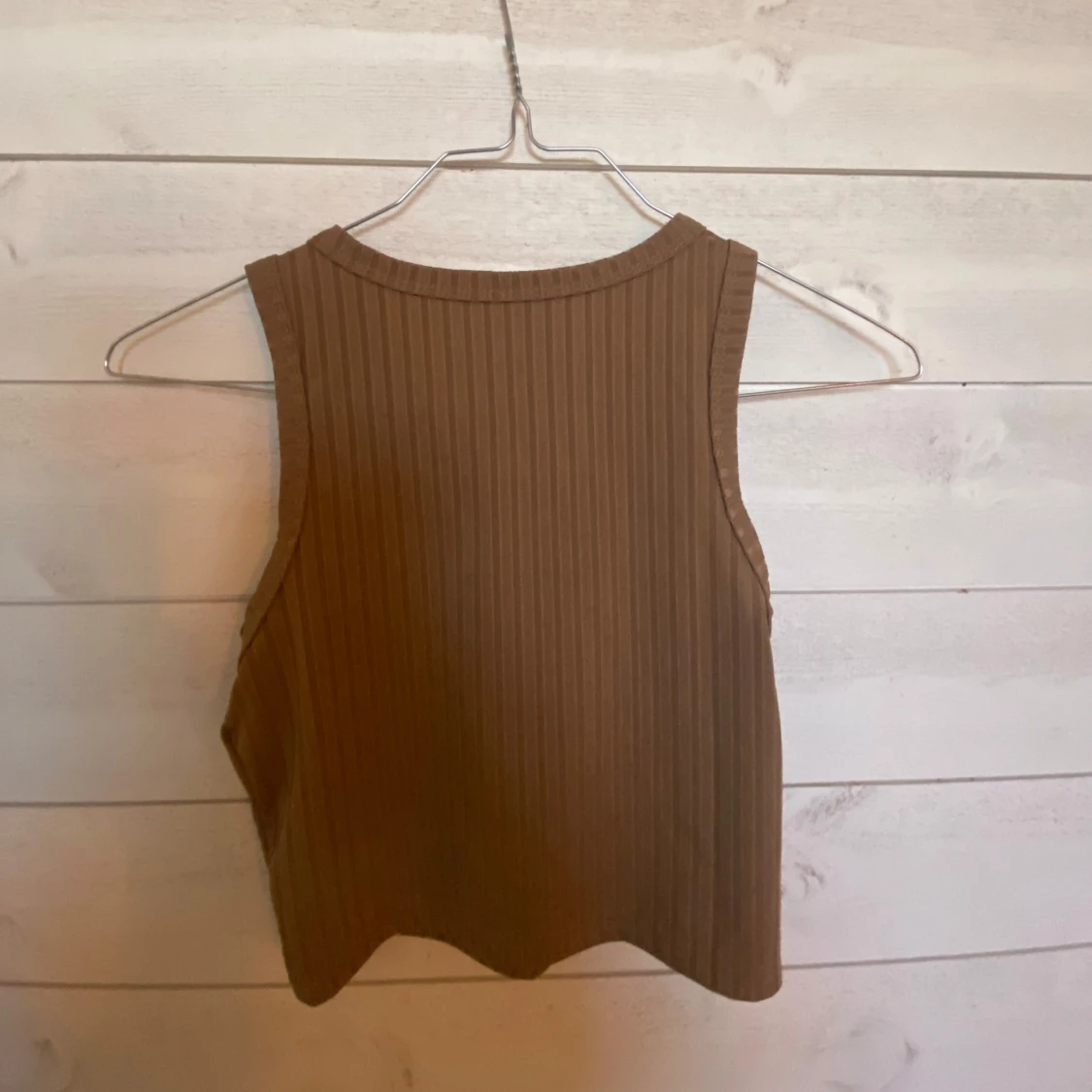 Brun ribbad linnetopp från Shein - 1