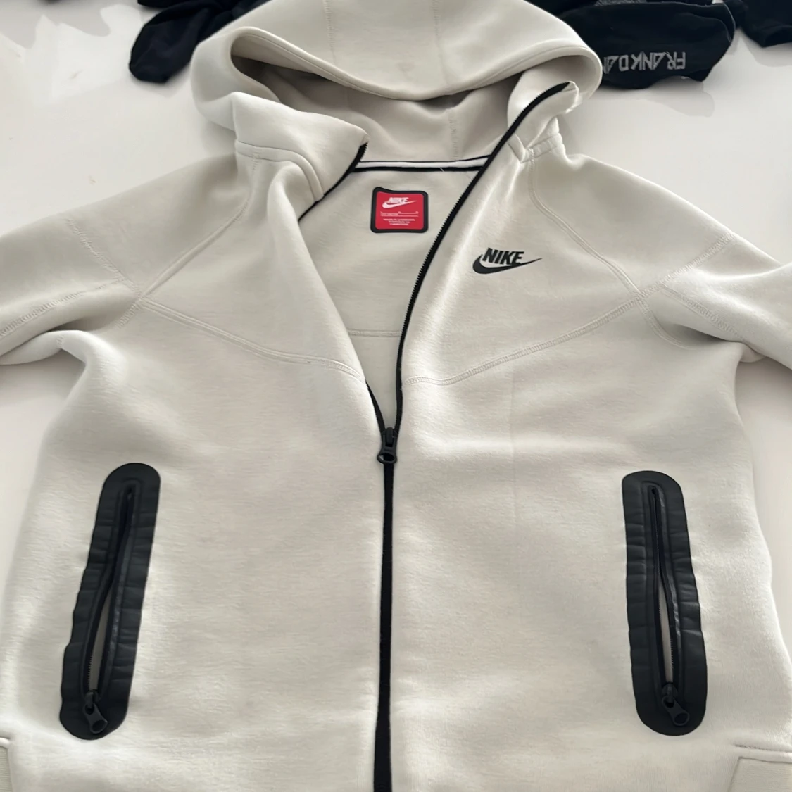 Nike tech fleece 