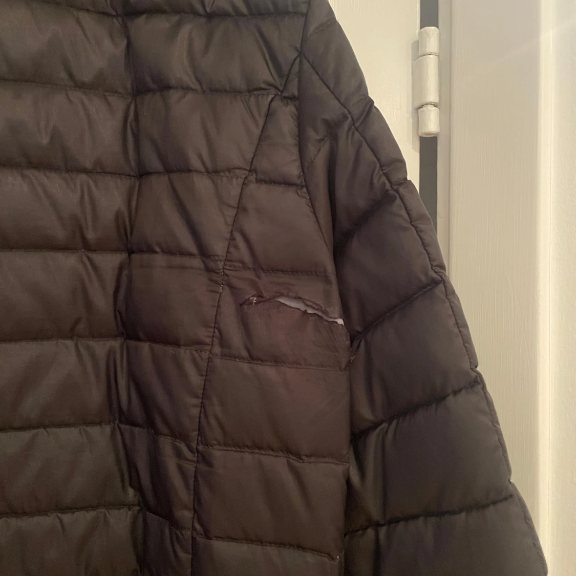 Svart dunjacka från Colmar - 4