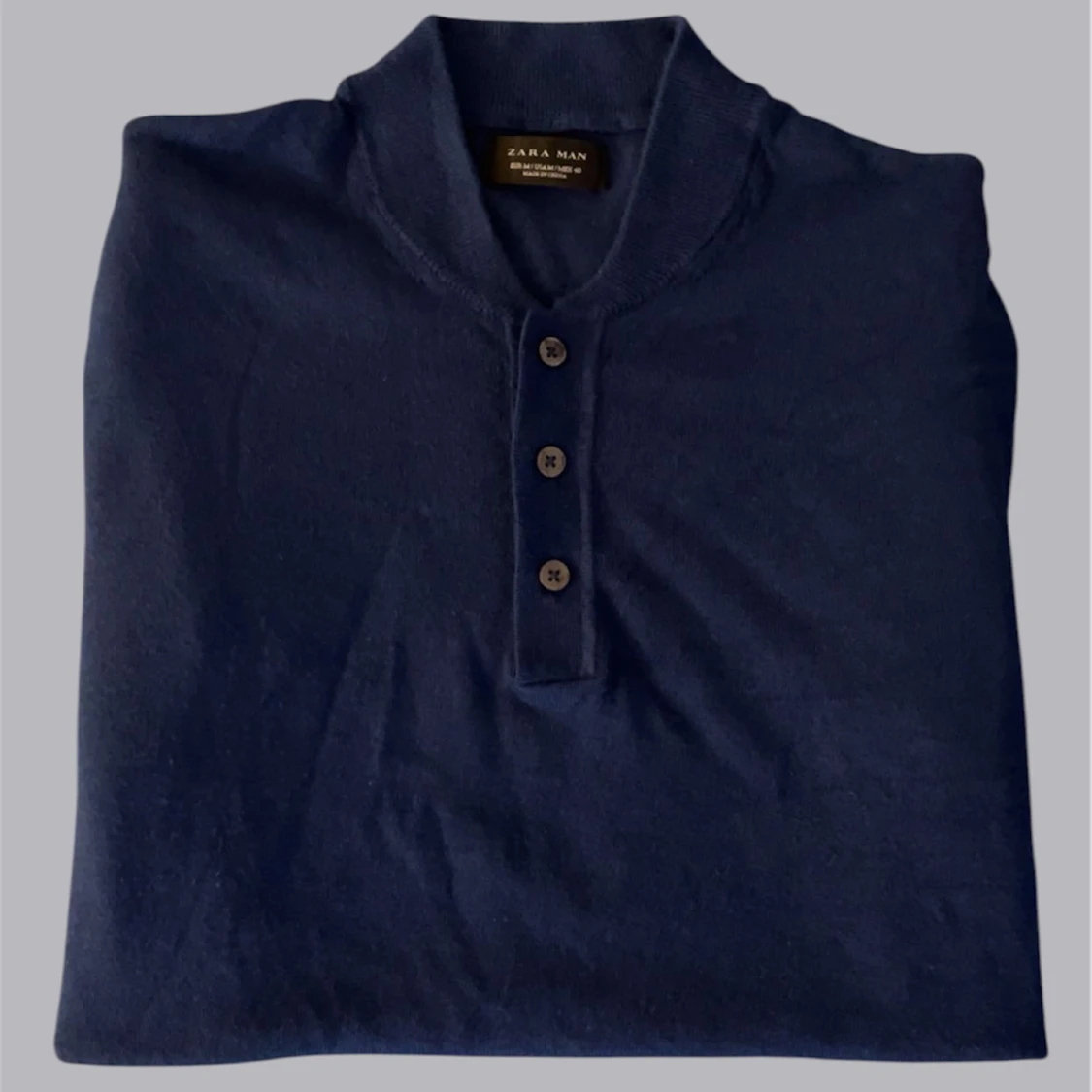 Mörkblå kortärmad tröja från Zara Man