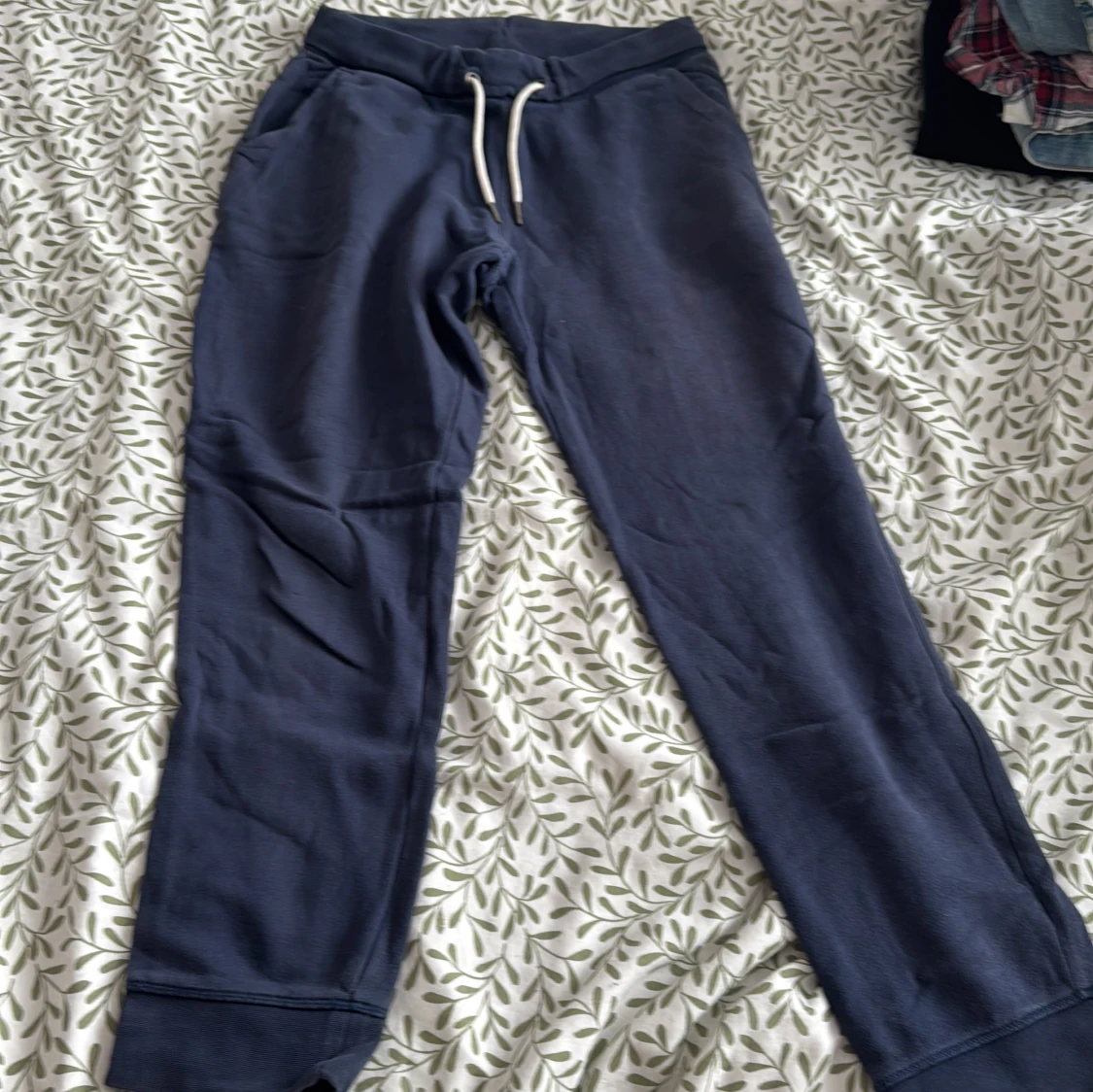 Mörkblå mjukisbyxor från Race Marine