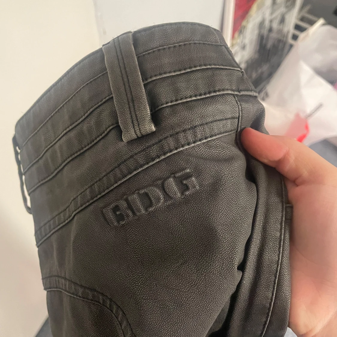 Bruna byxor från BDG - 1