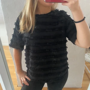 H&M topp - Topp från H&M 🥰🥰Passar S/M