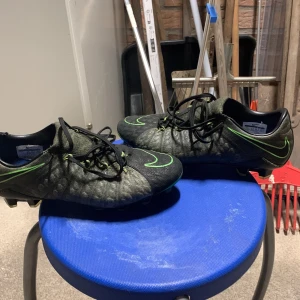Nike Hypervenom  - Nike fotbollsskor