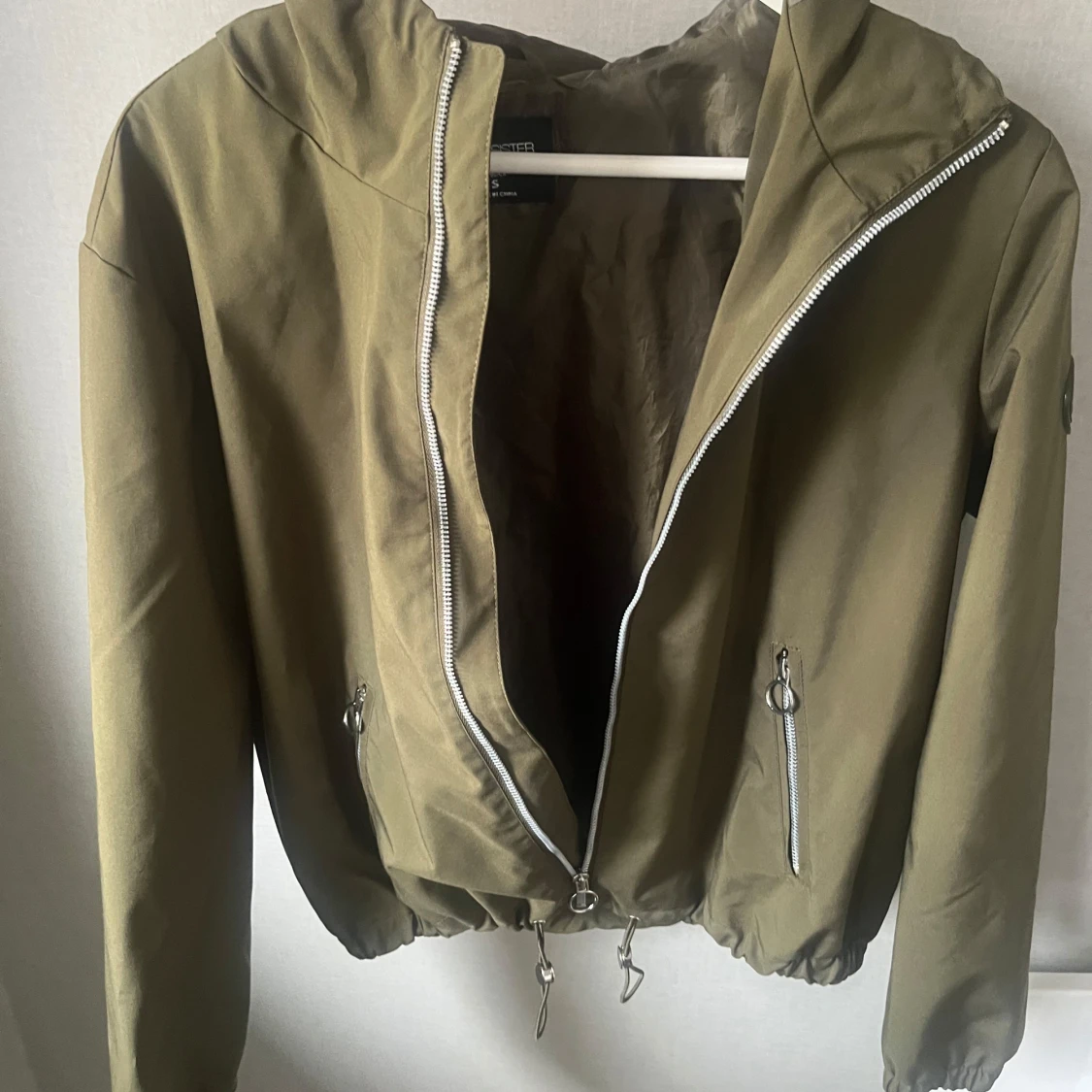Olivgrön jacka från FB Sister