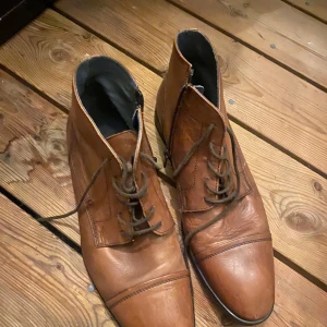 Riktigt snygga skor  - Snygga skor i bra skick 