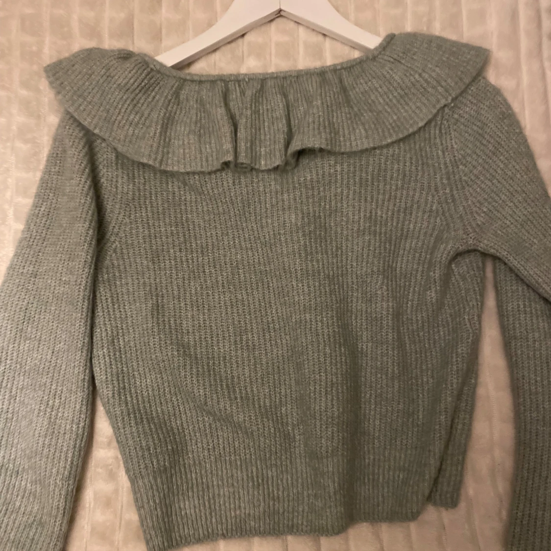 Stickad tröja från hm - 91
