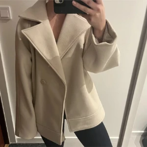 Nakd jacka  - Så snygg jacka från nakd!!!