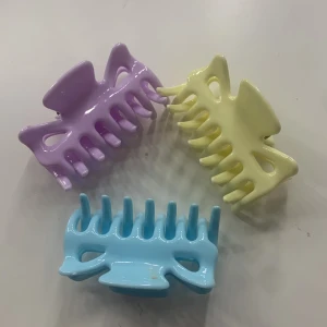 3st små pastell hårklämmor - Säljer då dem inte används🫶🏼