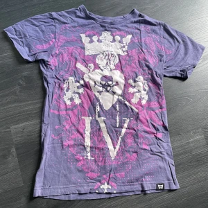 Diablo tröja - Snygg lila tröja med as feta detaljer 💜👾👻 Osäker på storlek men är I mellan s-m!