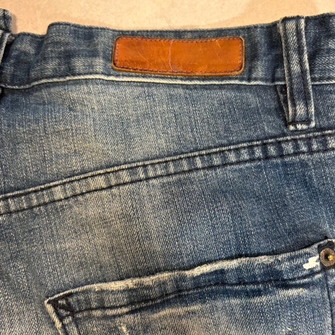 Dsquared2 blå jeansshorts med slitningar - 3