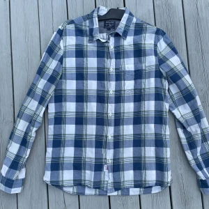 Woolrich skjorta herr - Bra skick, storlek L passar även mindre. Äkta