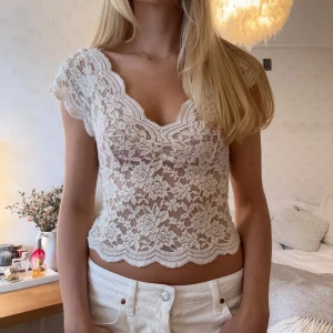 Vit spetstopp - Den mest perfekta toppen! Älskar❣️❣️
