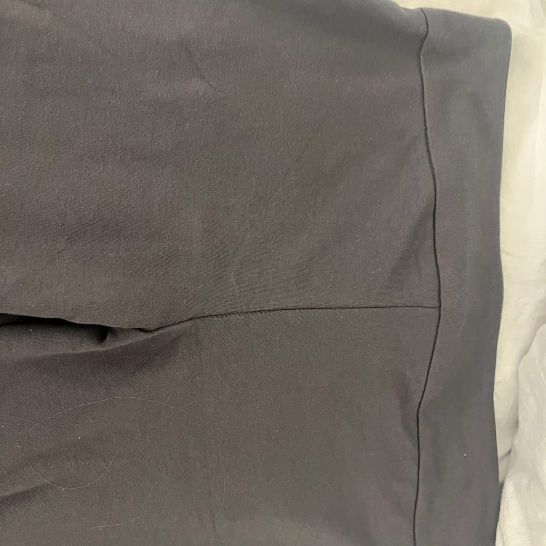 Svarta cargopants från Nelly - 2