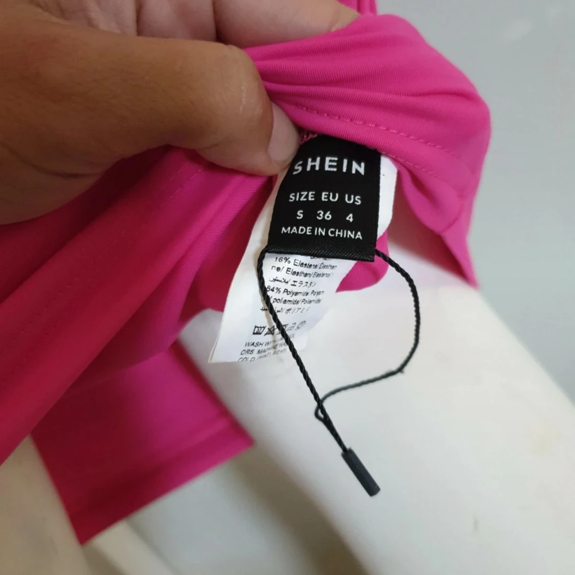 Rosa one shoulder långklänning - 4