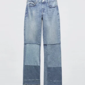 Zara patchwork jeans  - Aldrig använda komm privat för egna bilder möts upp i Stockholm 
