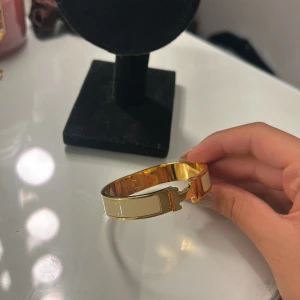 H armband  - Helt nytt, stainless steal