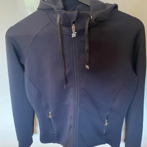 ZacZess tröja - Såå fin tröja från ZacZess!💕Storlek M