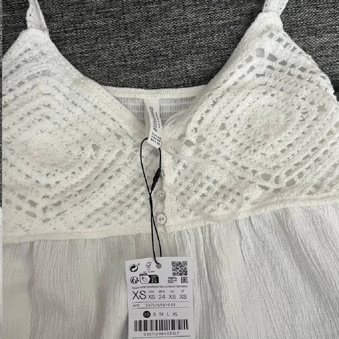 Vit topp från Stradivarius - 1