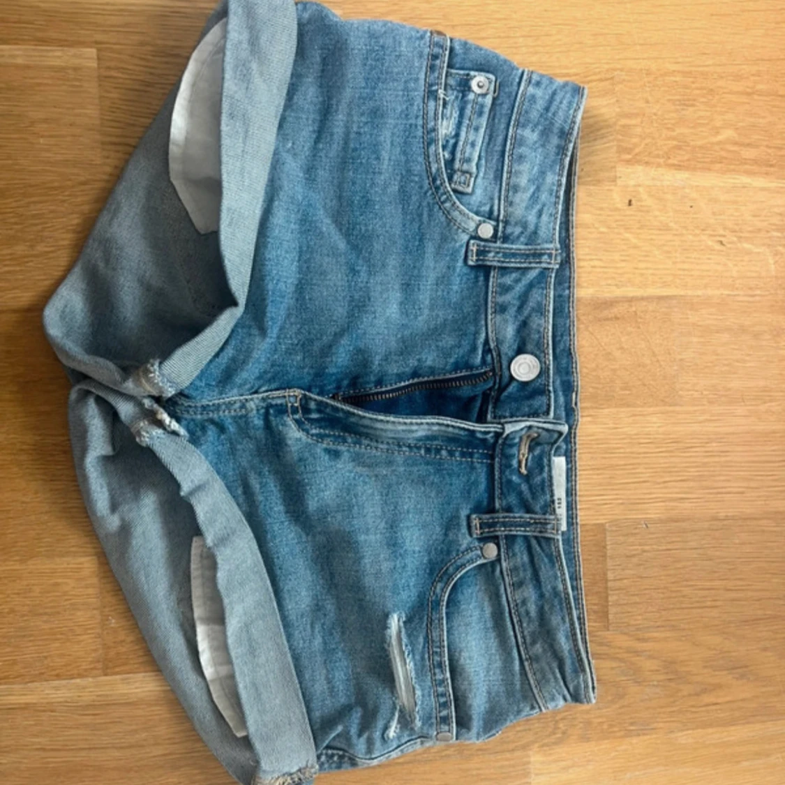 Low waist shorts