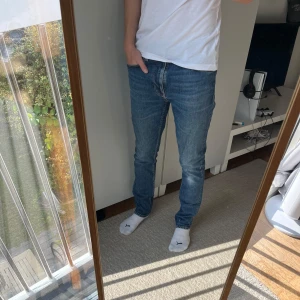 Nudie jeans - Tja! Säljer detta schyssta paret jeans från Nudie!| Modell: Lean Dean Vid minsta fråga tveka inte att kontakta mig!| Pris alltid diskuterbart!|// Nils