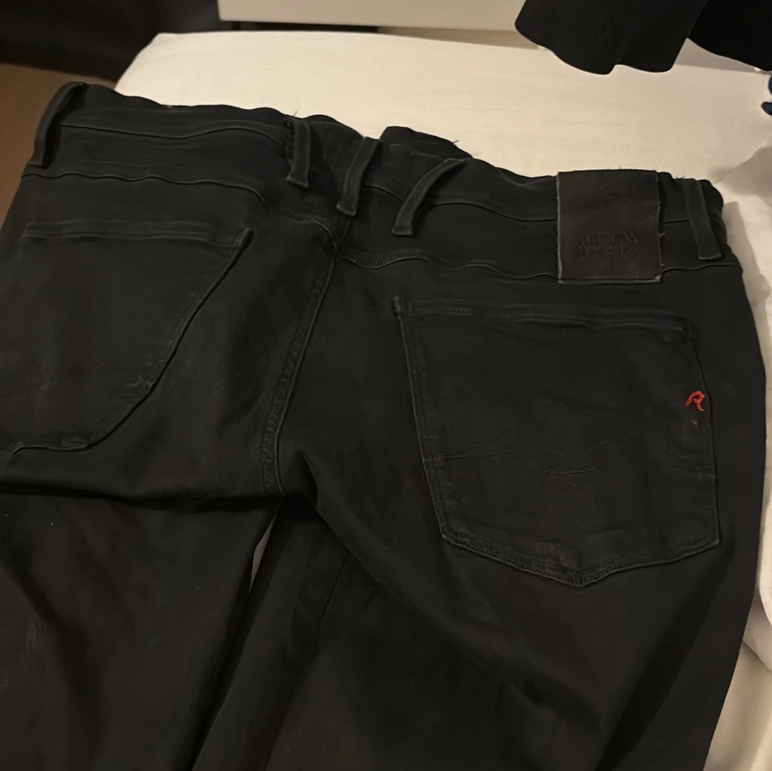 Svarta Replay jeans med dragkedja - 2