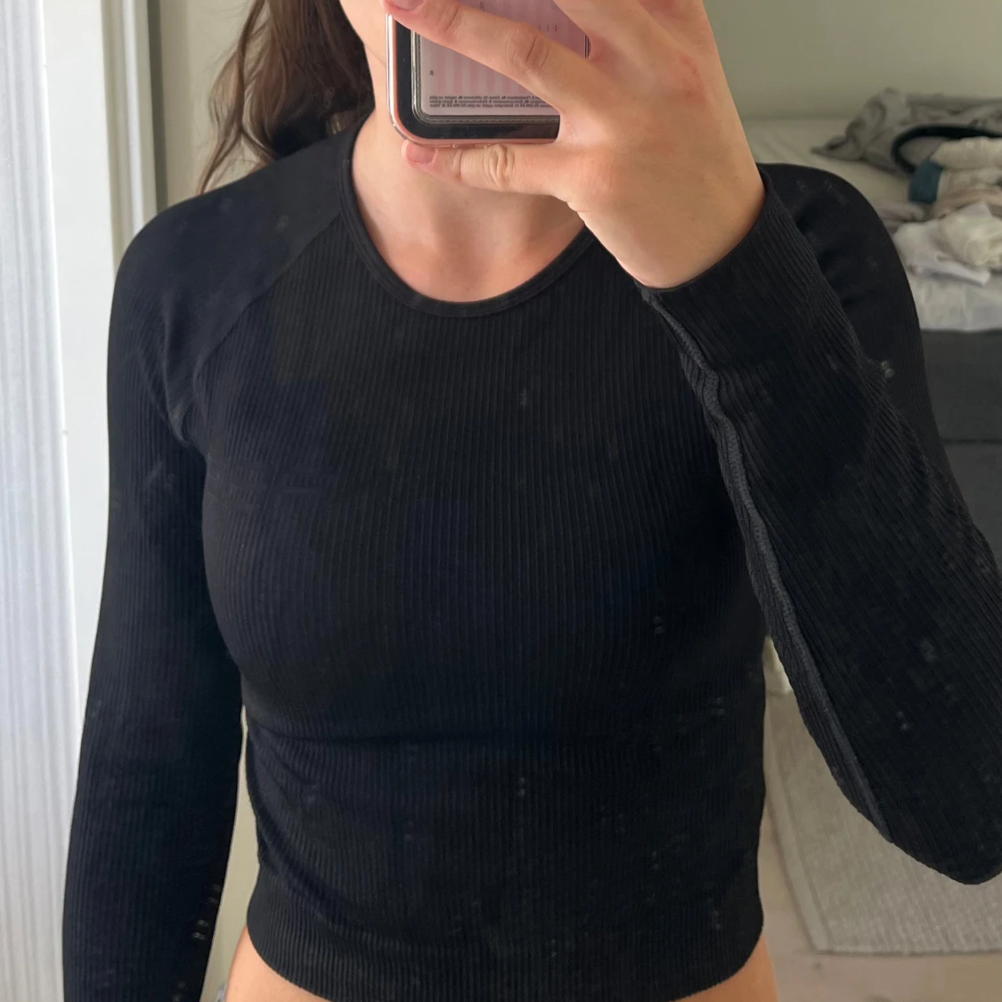 Svart ribbad långärmad croptröja - 3