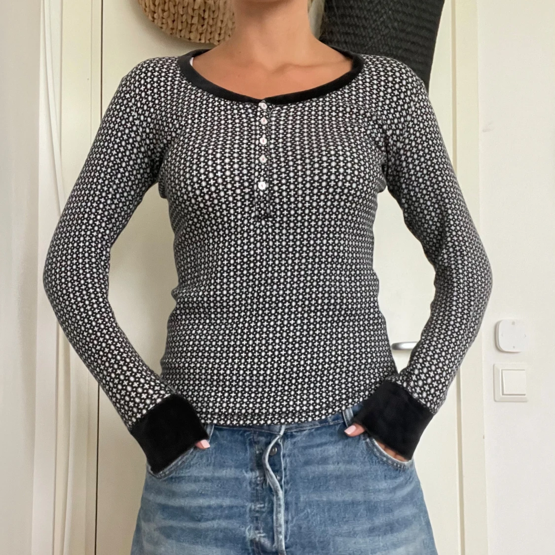 Svartvit mönstrad tröja från Victoria Secret