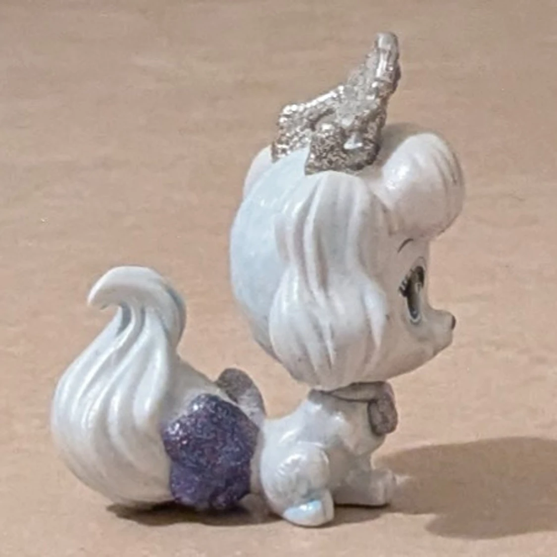 Askungens hund, jätte söt hund , Disney - 2