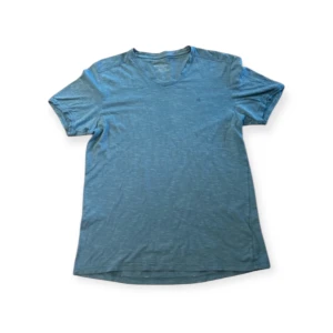 Calvin Klein - Calvin Klein. Mycket fint. Bra skick. Djur- och Rökfritt hem.