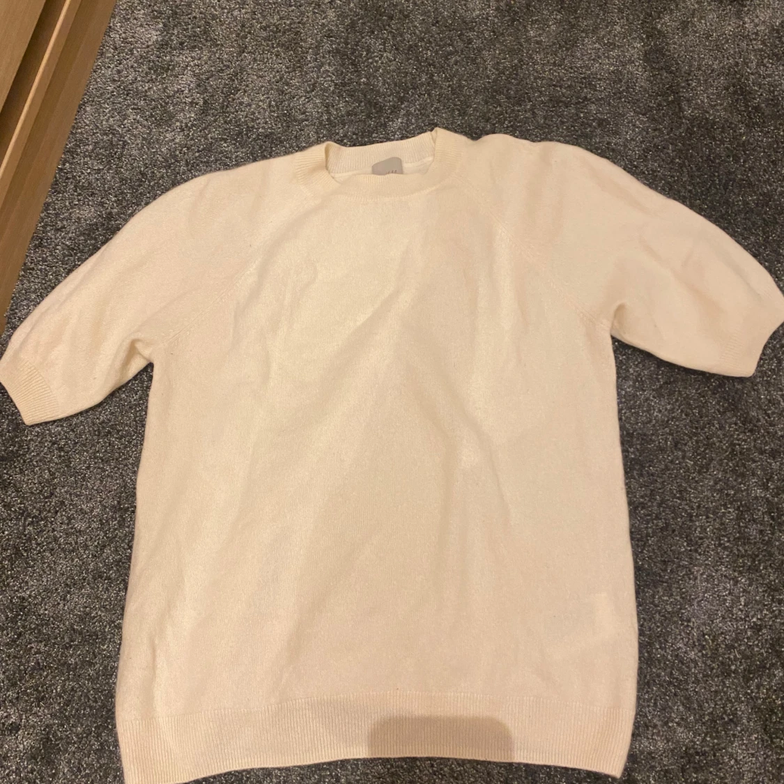 Beige kashmirtröja från H&M