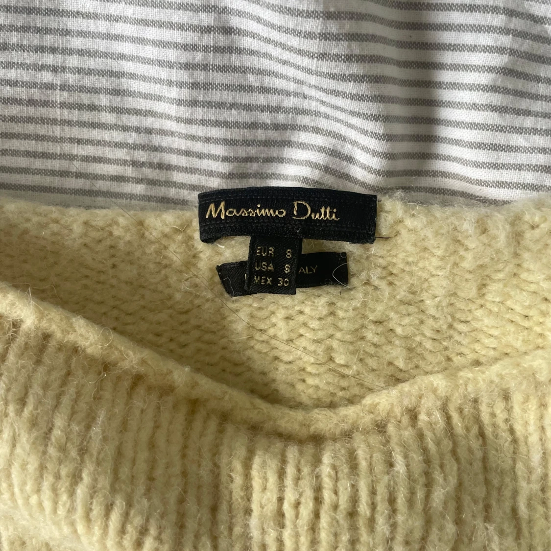 Ljusgul stickad tröja Massimo Dutti - 2