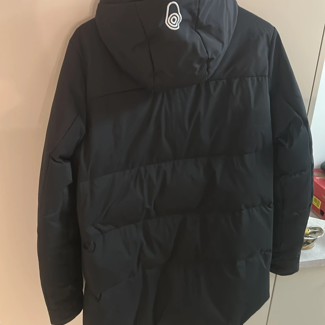 Svart Sail Racing dunjacka med huva - 1