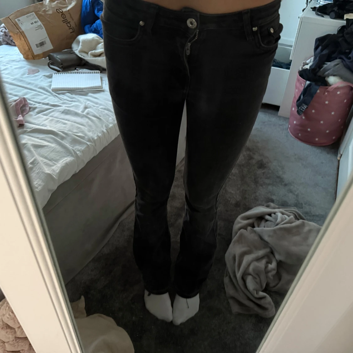 Svarta bootcut jeans - 3