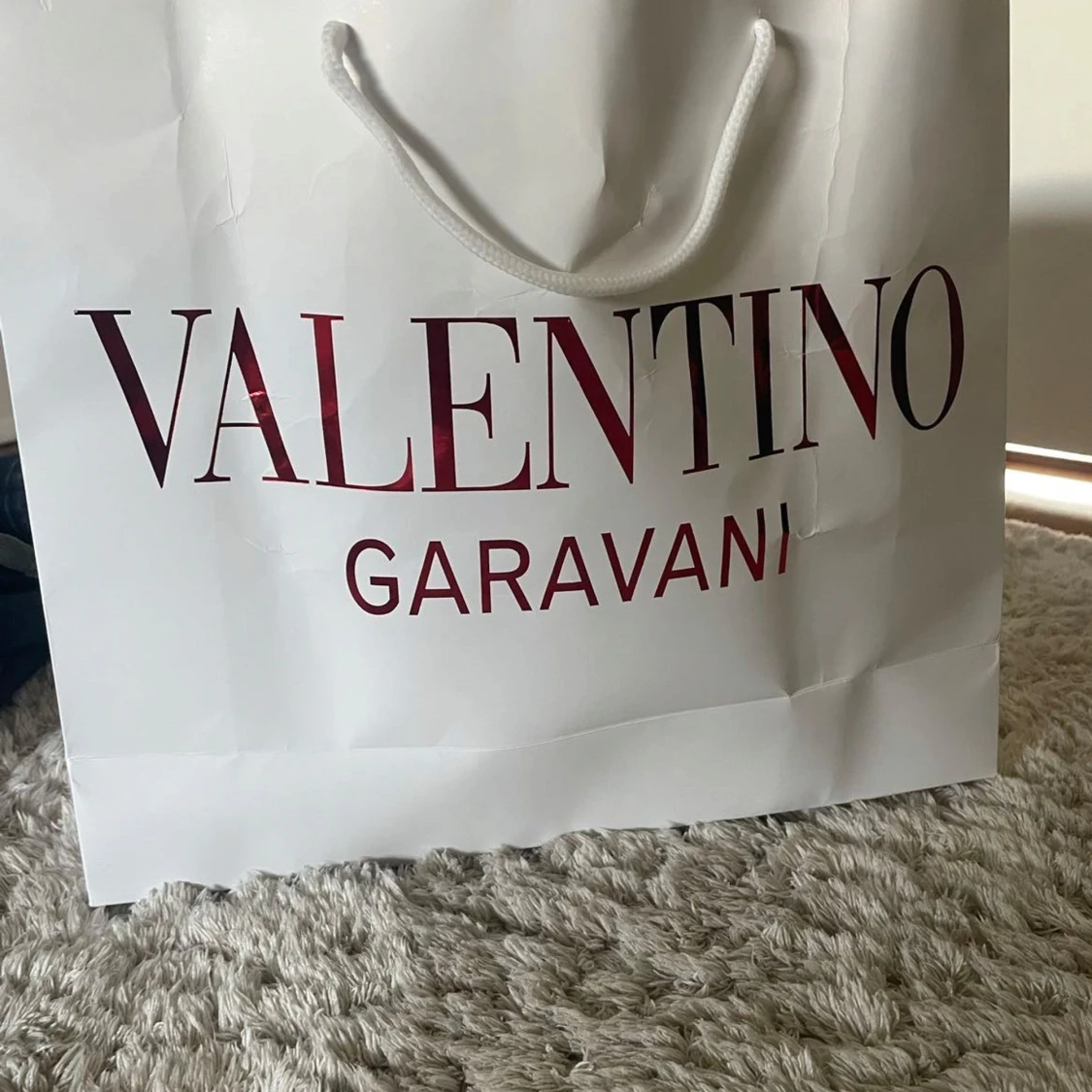 Valentino Garavani sneakers med svart detalj - 3