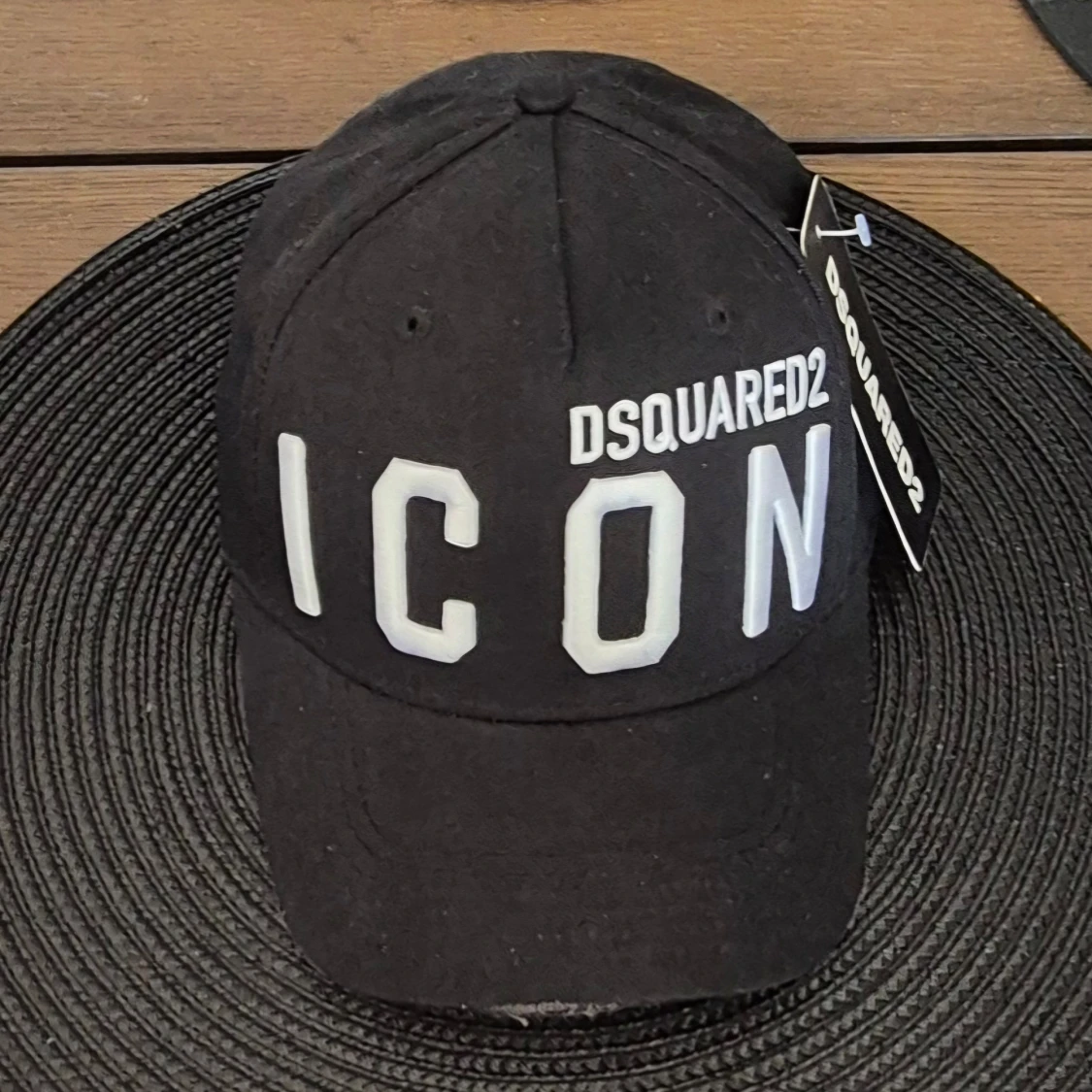Svart keps från Dsquared2