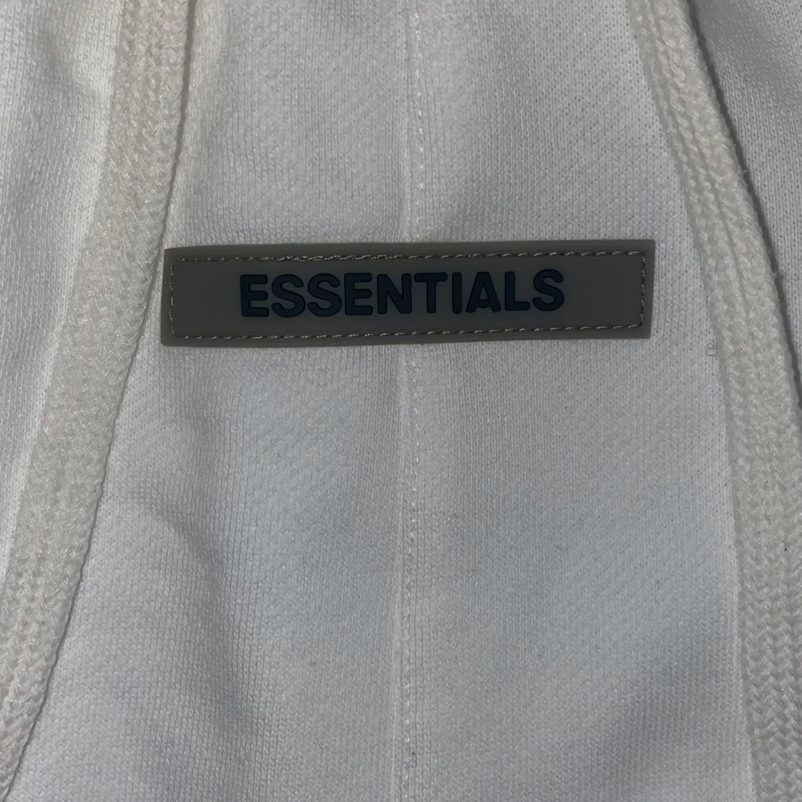 Essentials Shorts - 1