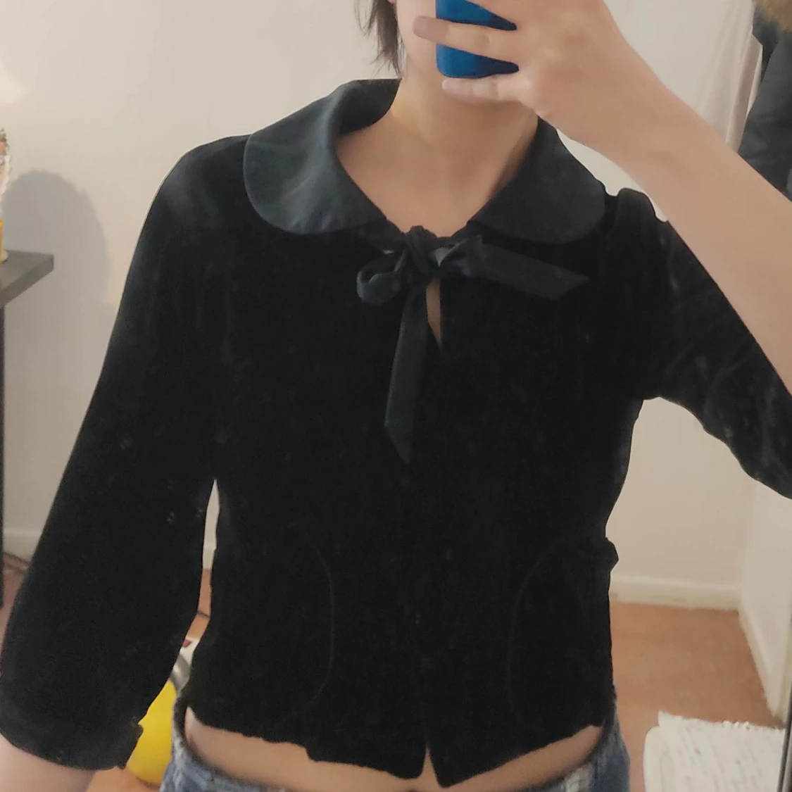 Svart sammet jacka med knyt - 1