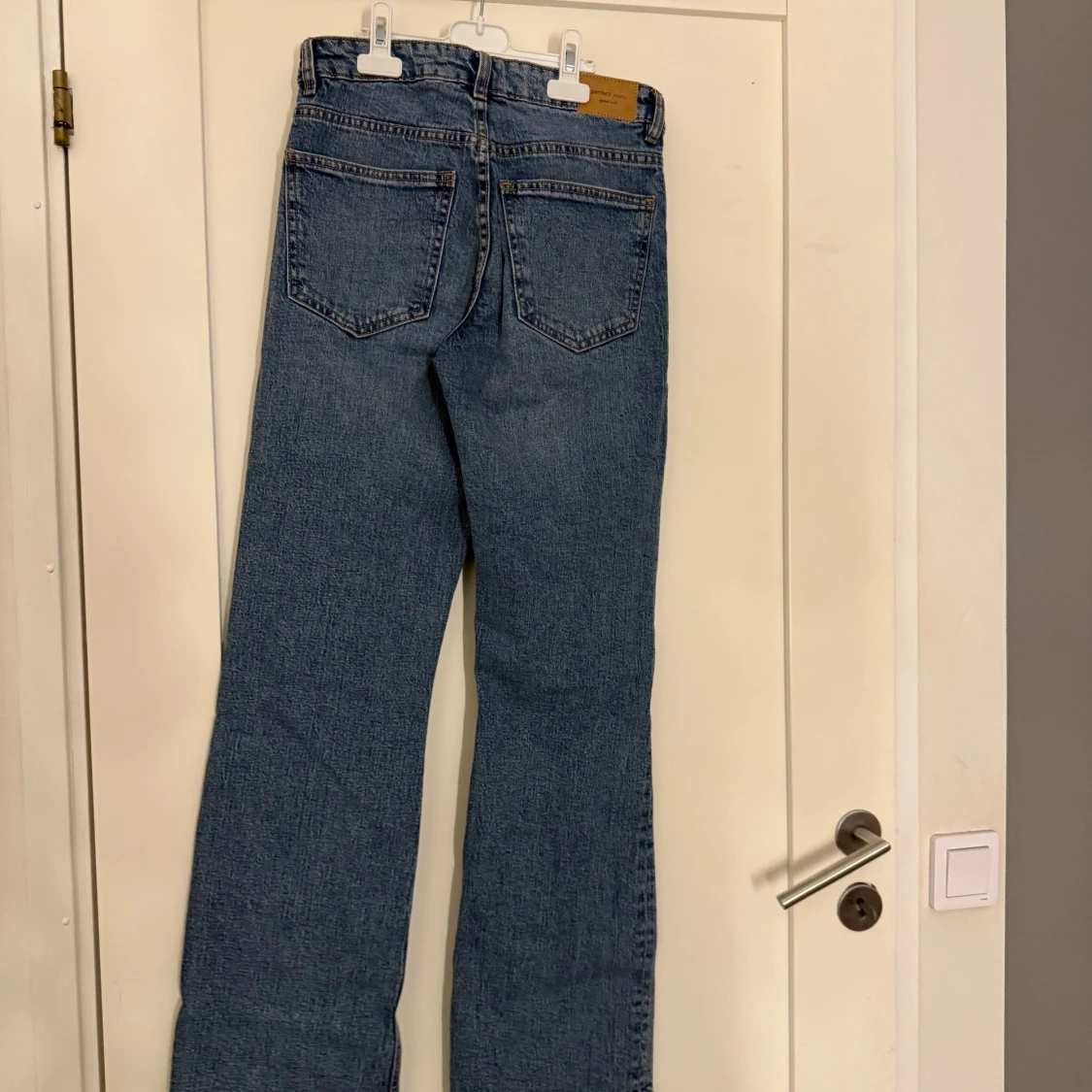 Blå jeans från Gina Perfect Jeans - 2