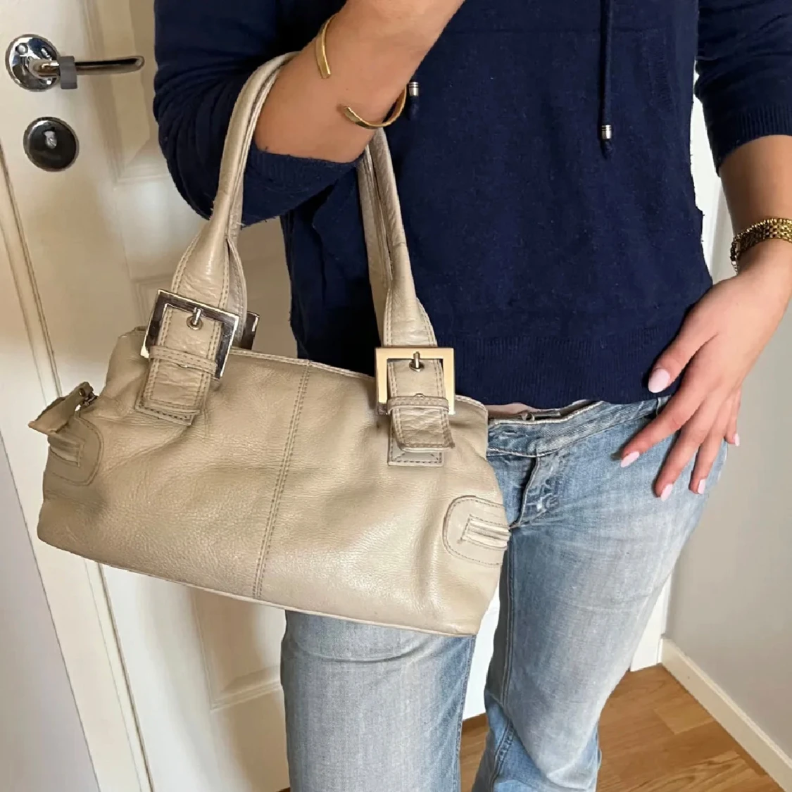 Beige väska
