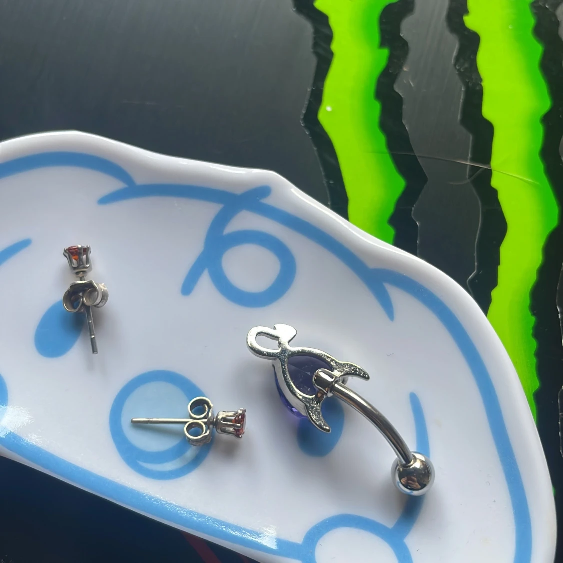  Hjärtnavelpiercing och örhängen - 2