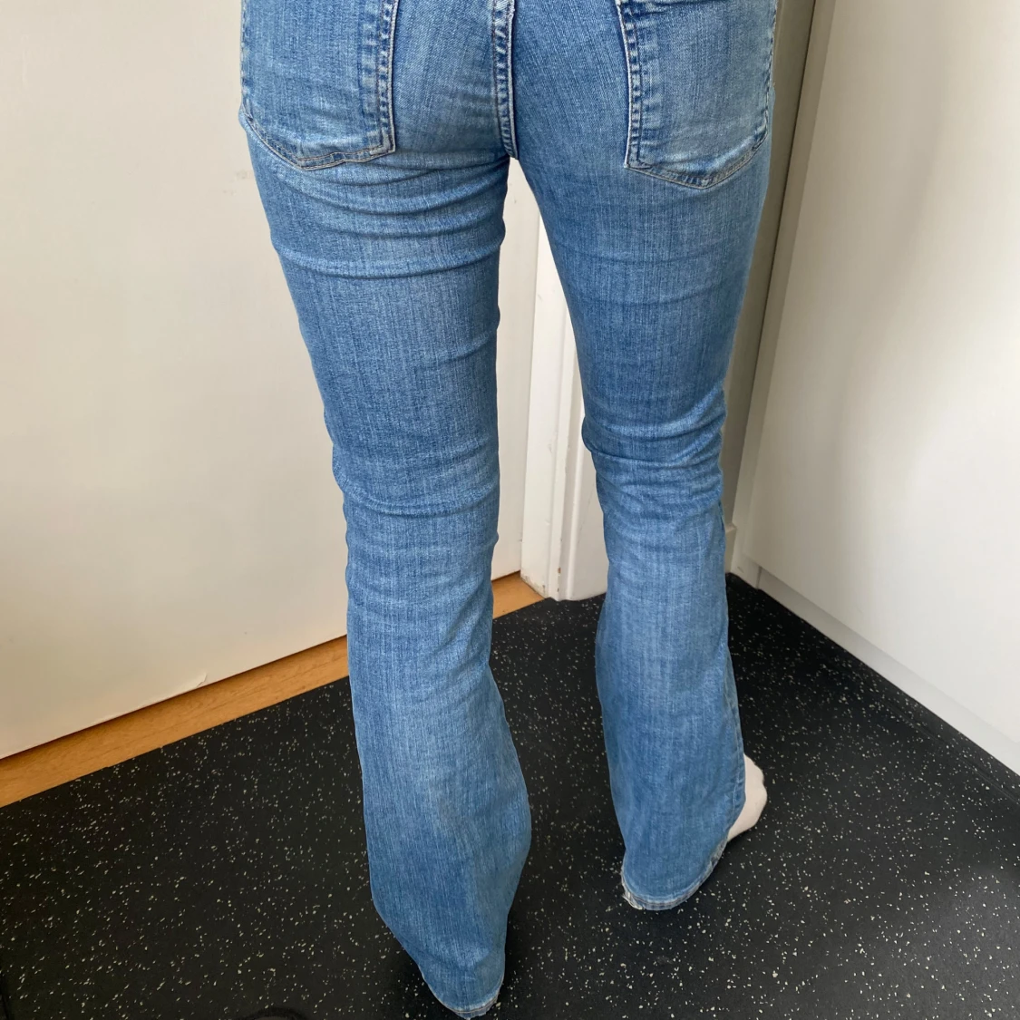 Lowwaisted Bootcut-Jeans - 2