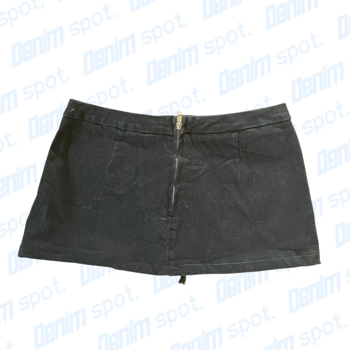 Svart kortkjol med snörning - 1