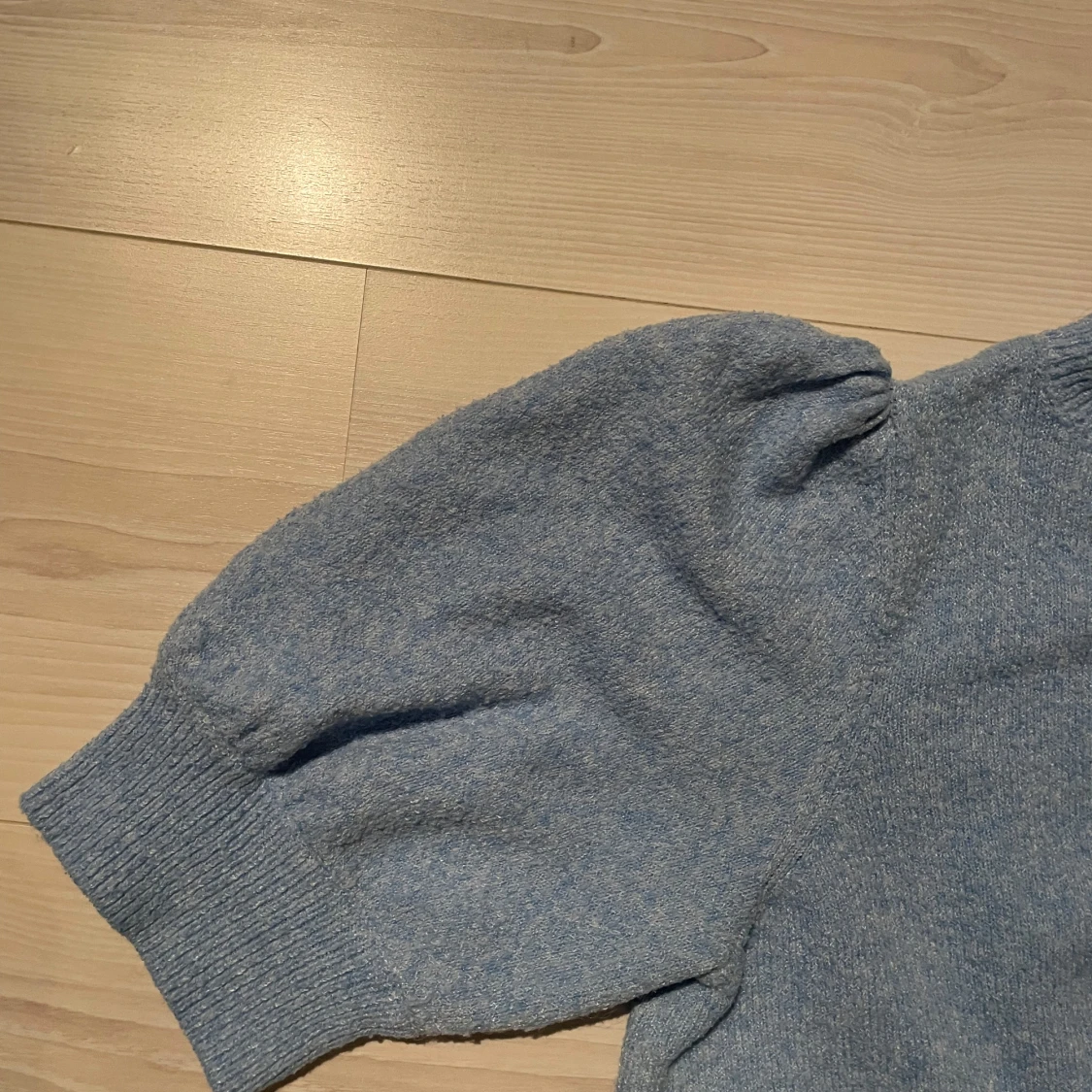 Blå stickad tröja med puffärm Vero Moda - 1