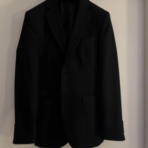 Selected - kavaj - Selected - kavaj strl 46 Använd, cond 8/10 Nypris 1.600:- Mitt pris 500:- 